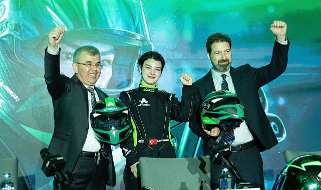 Sena Savaşer ve Astor Şarj'dan reklam filmi lansmanı