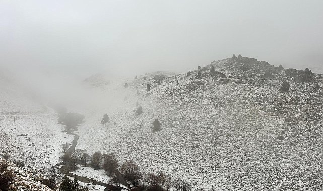 Tunceli'nin yüksek kesimleri beyaza büründü