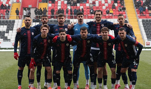 Altınordu sahasında Adana 01 ile rakip