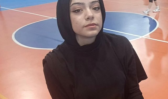 Antrenman sonrası kazada ölen lise öğrencisi Hatice toprağa verildi