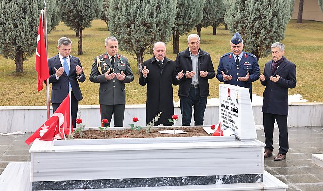Azerbaycan Askeri Ataşesi'nden şehit ailesine ziyaret