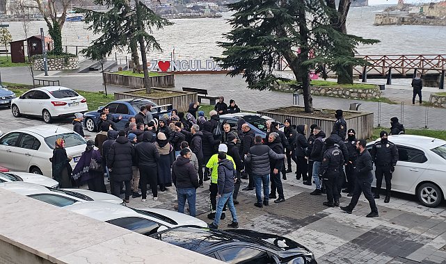 Babaanne ile 2 torunu öldürülmüştü; duruşma çıkışında arbede