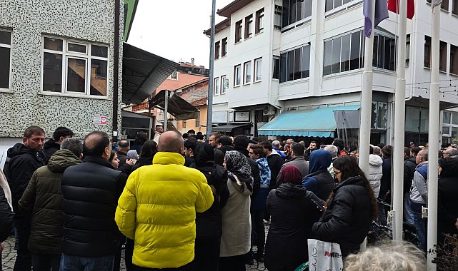 Babasını kurtarmak isterken ölen Efe, toprağa verildi