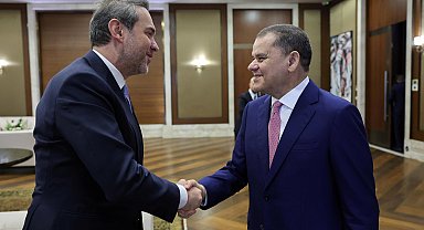 Bakan Bayraktar, Libya'da