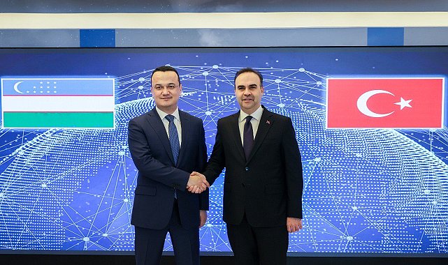 Bakan Kacır, Özbekistanlı mevkidaşı Kudratov ile görüştü