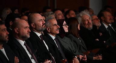 Bakan Uraloğlu, 'Bak Postacı Geliyor' filminin özel gösterimine katıldı