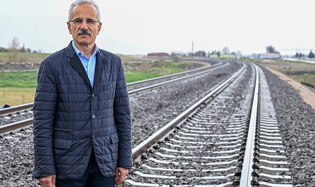Bakan Uraloğlu: Demir yolları yerli ve milli sinyalizasyon sistemleriyle donatılıyor