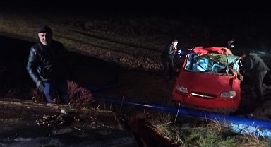 Beypazarı'nda otomobil şarampole uçtu: 3 yaralı