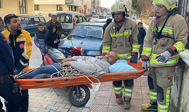 Çatıda asansör kulesinden düşüp bacağını kırdıı; mahsur kaldığı yerden itfaiye kurtardı