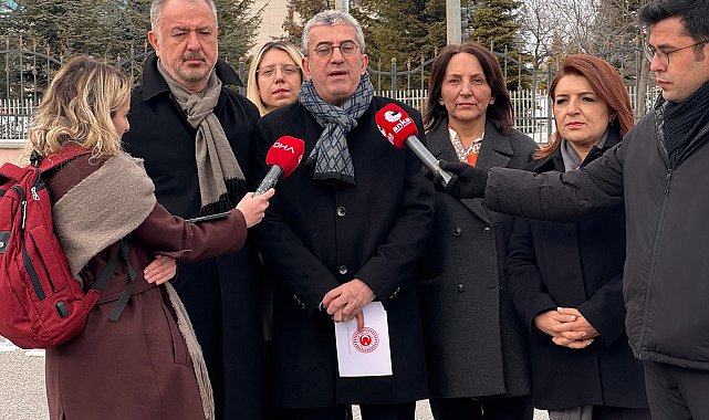 CHP'den 'Vakıflar Kanunu' için AYM başvurusu