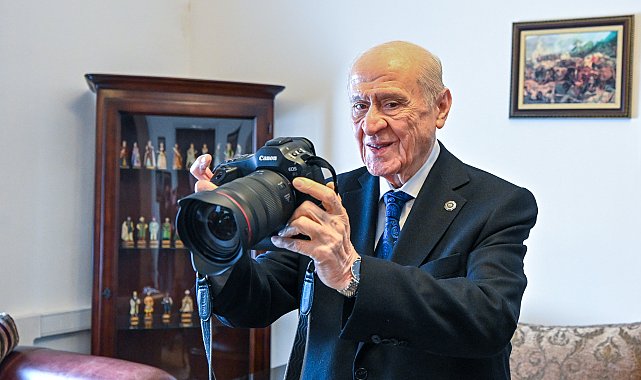 Foto muhabirleri Bahçeli'yi ziyaret etti