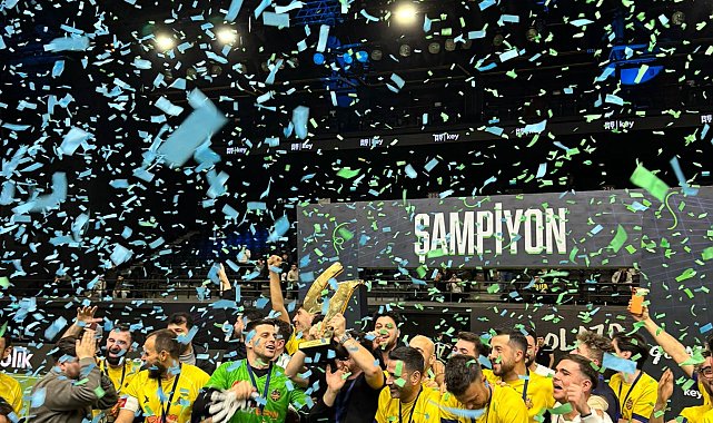 Golazo Cup'ta Fenomeno Armada şampiyon oldu