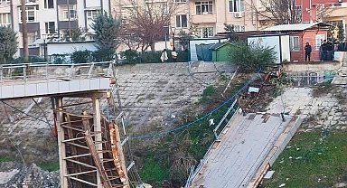 Hatay'da köprü çöktü; ekipler inceleme başlattı
