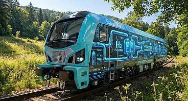 Hidrojen yakıtlı tren için imzalar atıldı