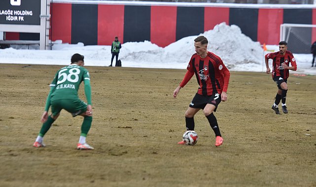 İmaj Altyapı Van Spor FK, Alagöz Holding Iğdır FK'yı 3-0 mağlup etti