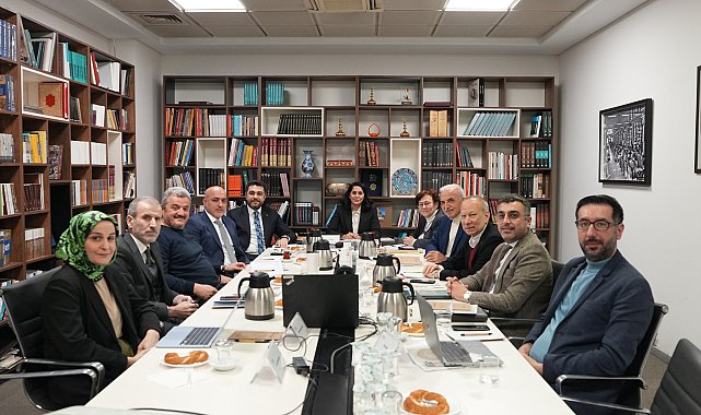 İstanbul - AK Parti Genel Başkan Yardımcısı Tuncer, odak grup toplantısına katıldı