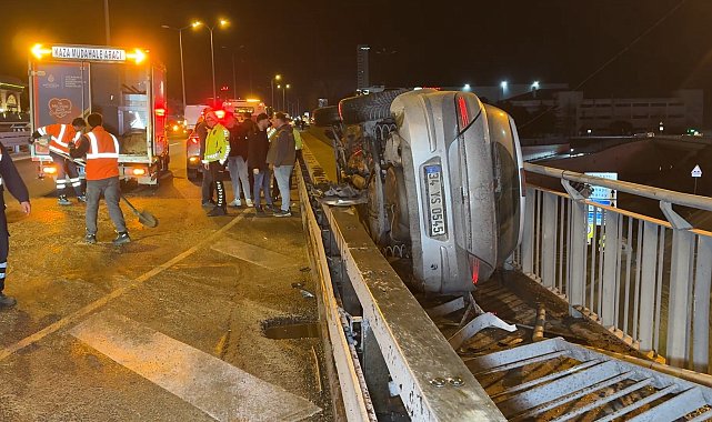 İstanbul - Avcılar'da otomobil bariyerin yanındaki yaya yoluna düştü: 2 yaralı