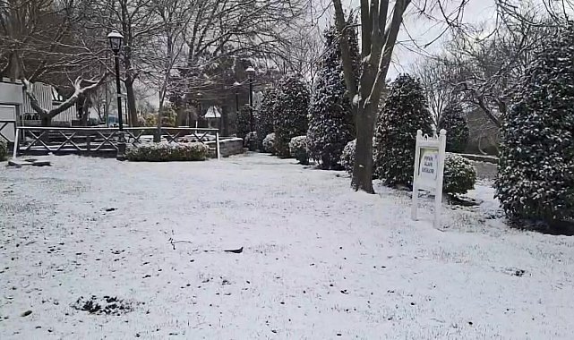İstanbul - Çamlıca Tepesi kar yağışı sonrası beyaza büründü