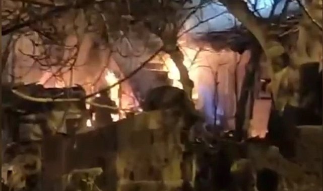 İstanbul- Eyüpsultan'da gecekonduda yangın: 1 ölü 1 yaralı