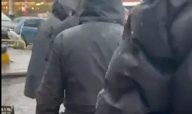 İstanbul - Hakkında 27 yıl hapis cezası bulunan firari hükümlü pazarcılık yaparken yakalandı
