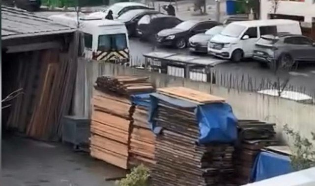 İstanbul - Kağıthane'de otomobile otomatik silahla saldırı soruşturması; 3 gözaltı