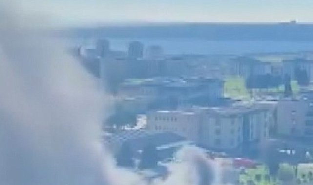 İstanbul- Küçükçekmece'de üniversite bahçesindeki işçi konteynerinde çıkan yangın söndürüldü