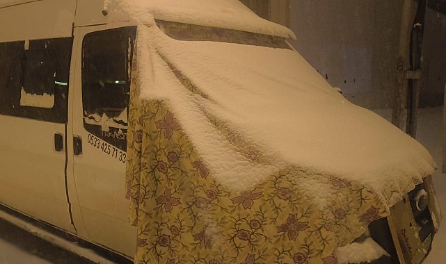 Kars'ta kar yağışı ve soğuk hava etkili oluyor