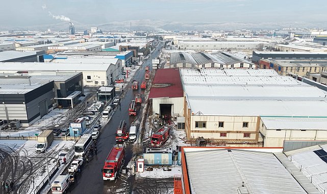 Kayseri'de mobilya fabrikasında yangın