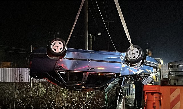 Kocaeli'de çaya düşen otomobildeki baba ve oğlu hayatını kaybetti