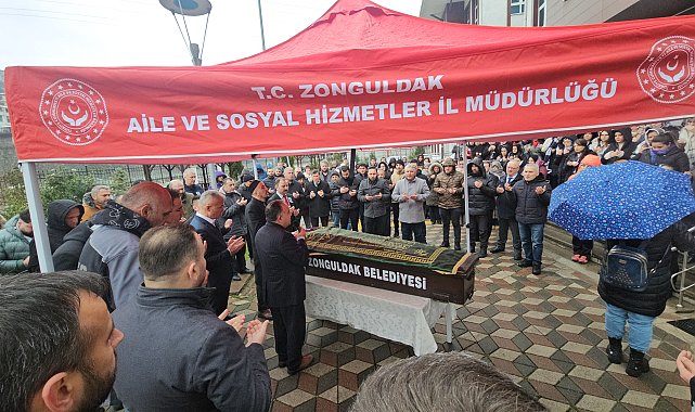 Nefes borusuna elma parçası kaçan kadın öldü