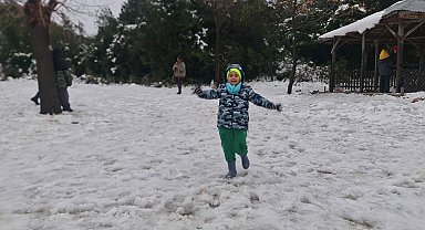 Osmaniye'nin Kadirli ilçesinde eğitime kar engeli