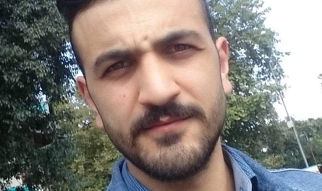 Otomobil, TIR'a çarptı: 2 ölü, 1 yaralı