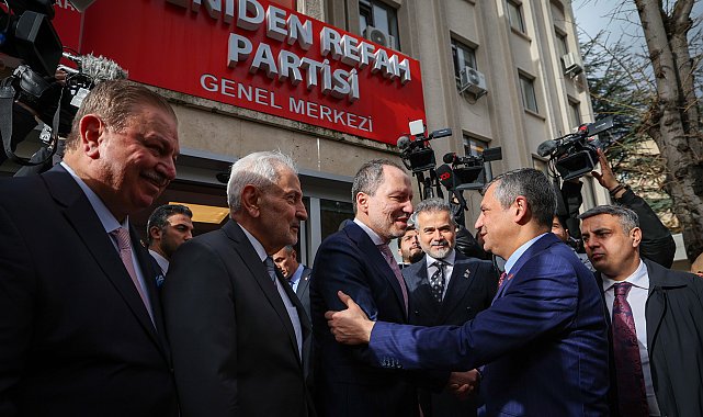 Özgür Özel'den Fatih Erbakan'a ziyaret