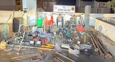 Sağanak sonrası boşaltılan 4 evden hırsızlık yapan şüpheliye gözaltı