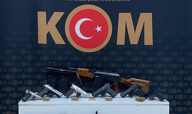 Sanal medyada silahlı paylaşım yapan şüpheliler operasyonla yakalandı
