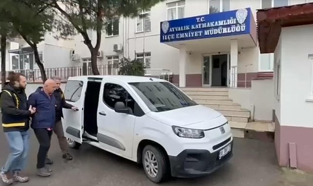 Şantaj yapan ihraç emniyet amiri, para alırken yakalandı