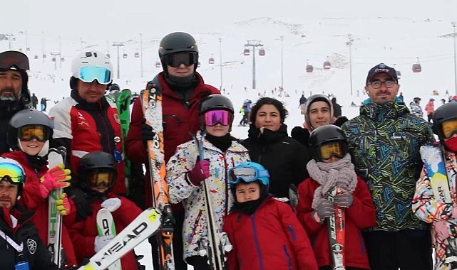 Şehit çocukları, Erciyes'te kayak yaptı