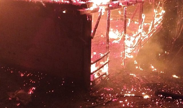 Sobadan çıkan yangın, evi küle çevirdi