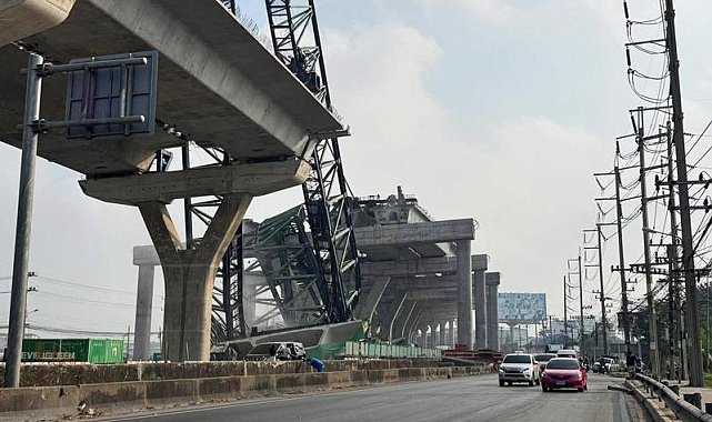 Tayland'da inşaat vinci yola devrildi: 2 ölü, 5 yaralı