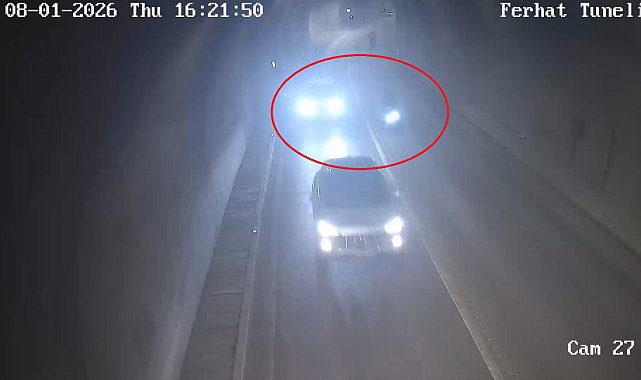 Tünelde sollama kazası kamerada