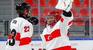 Türk buz hokeyinde Dünya Şampiyonası heyecanı başladı