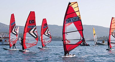 TYF Yelken Ligi Techno 293 2'nci Ayak Yarışları Foça'da başladı