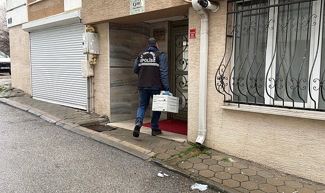 Yalnız yaşadığı evinde ölü bulundu
