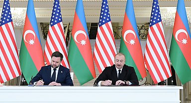 ABD Başkan Yardımcısı Vance, Azerbaycan'da