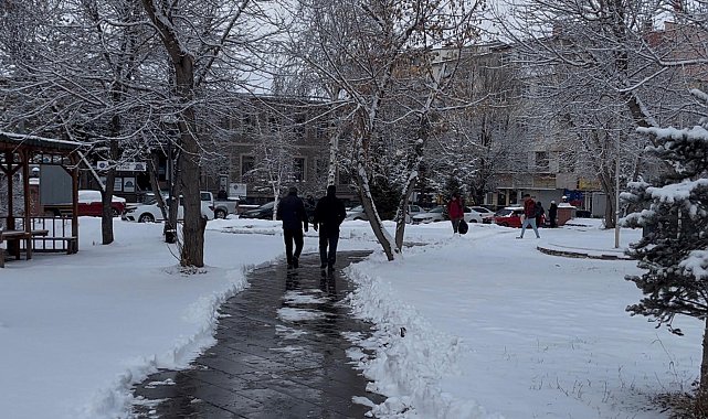 Ardahan, beyaza büründü