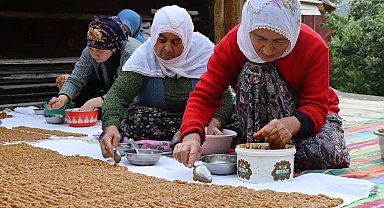Asırlık kış lezzeti; keş tatlısı yazın hazırlanıp kışın sofralara geliyor