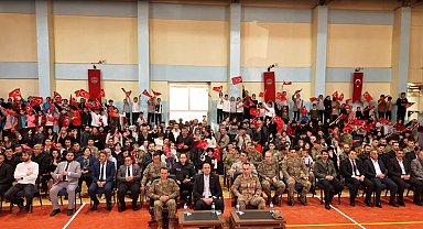 Askeri bando takımı, Hakkari'de konser verdi