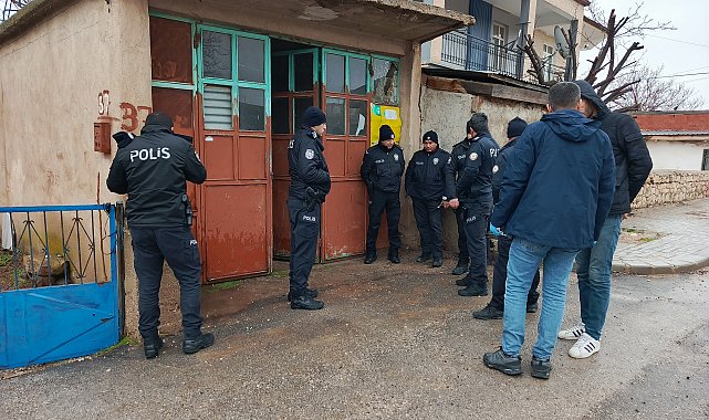 Av tüfeğiyle kazara kendini vuran veteriner, ağır yaralandı
