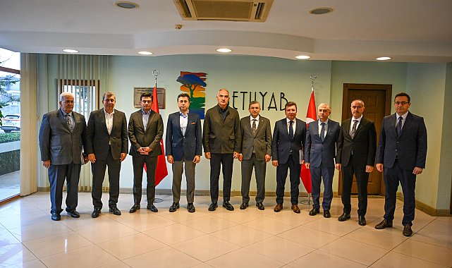 Bakan Ersoy: Belek'te Acısu Deresi'nde uygunsuz yapılar kaldırılacak