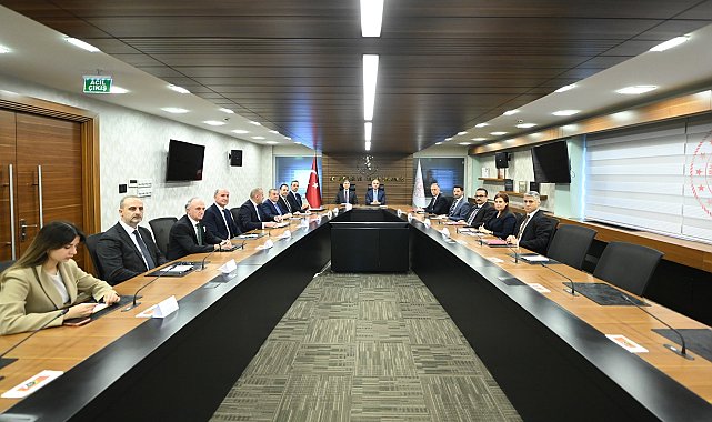 Bakan Ersoy, İsveç Süryani Cemaati heyeti ile bir araya geldi